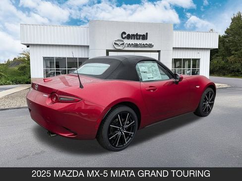New 2025 MAZDA MX-5 Miata Grand Touring image 8