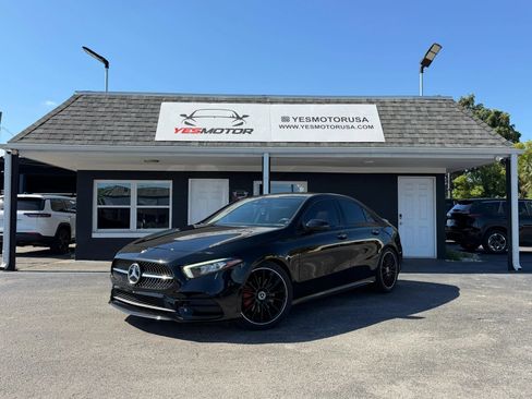 Used 2019 Mercedes-Benz A 220 image 1