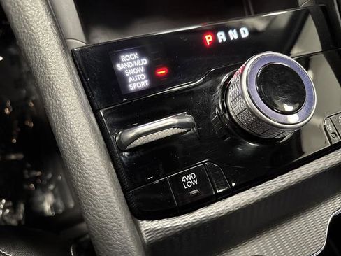 Used 2023 Jeep Grand Cherokee 4WD 4xe w/ Luxury Tech Group II image 24