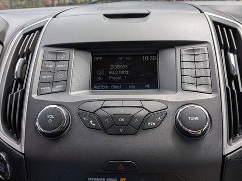 Used 2018 Ford Edge SEL w/ Class II Trailer Tow Package FWD image 22