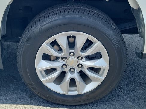 Used 2022 Chevrolet Silverado 1500 Custom RWD image 8