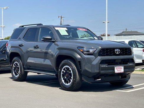 Certified 2026 Toyota 4Runner TRD Off-Road Premium AWD/4WD image 1