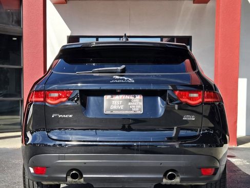 Used 2020 Jaguar F-PACE Premium image 7