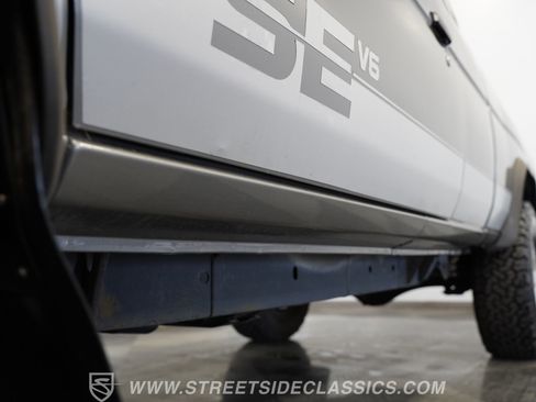 Used 1989 Nissan Pickup 4x4 King Cab V6 image 23