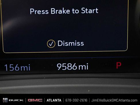 Certified 2022 Buick Envision Essence w/ Technology Package I FWD image 9