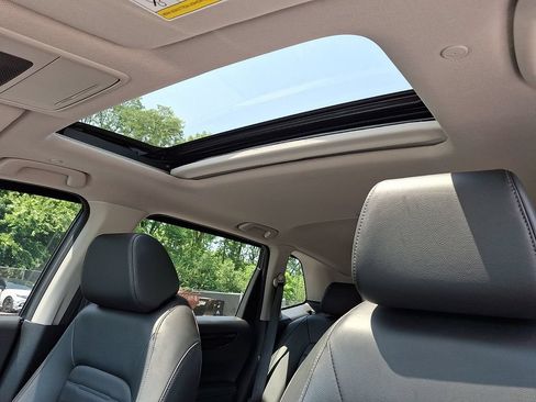 Used 2025 Honda CR-V EX-L image 14