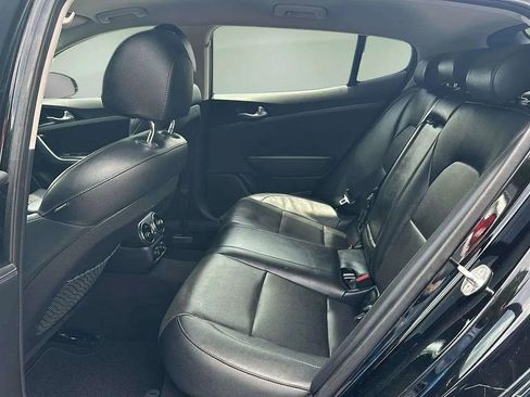 Used 2019 Kia Stinger image 16