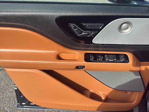 Used 2021 Lincoln Aviator Black Label w/ Dynamic Handling Package image 14