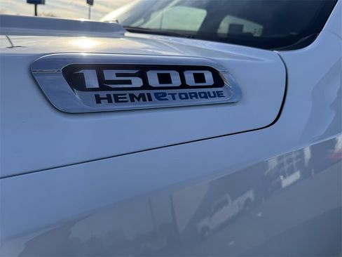 Used 2024 RAM 1500 Laramie image 8