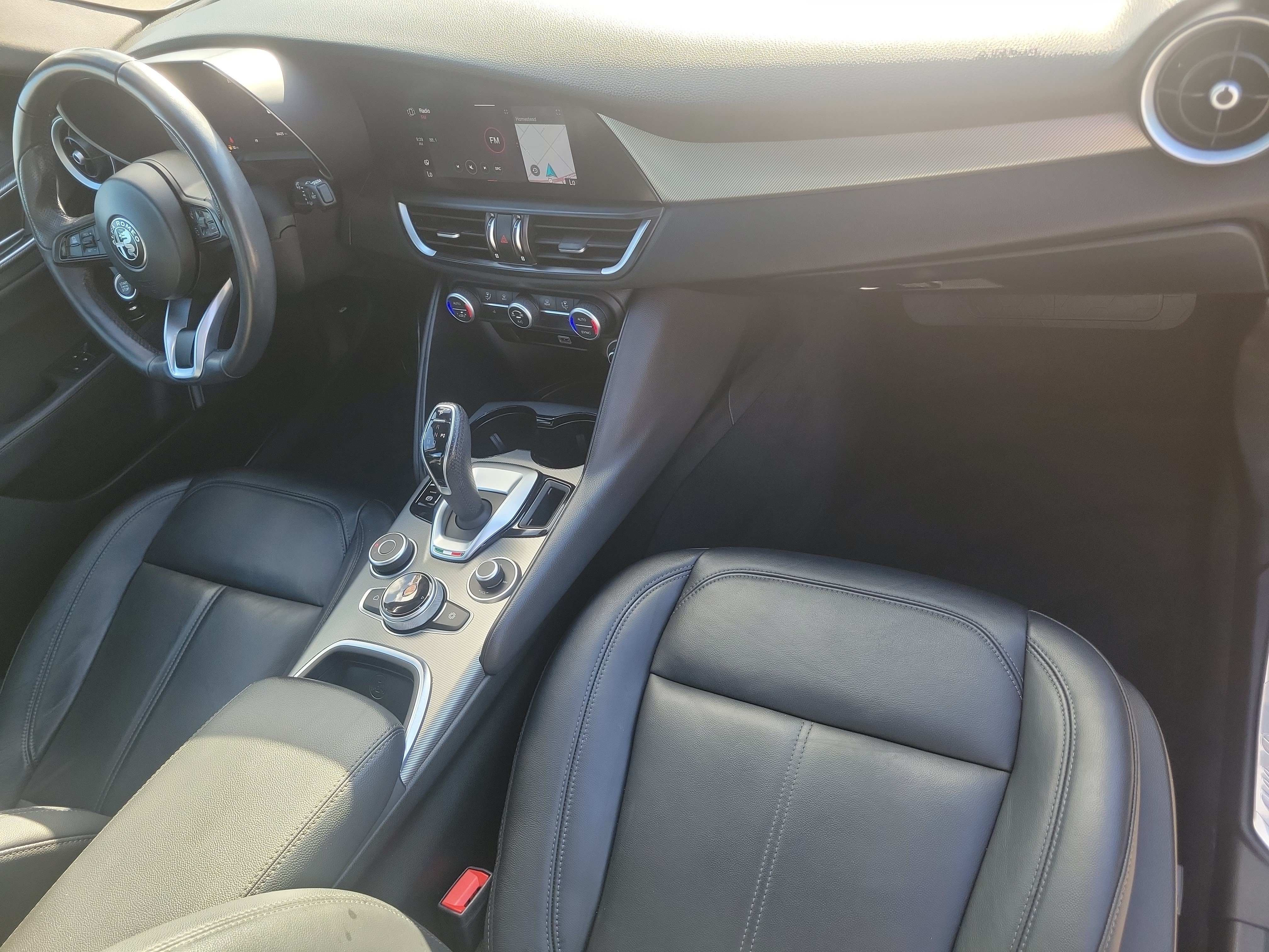 Used 2024 Alfa Romeo Giulia Ti RWD image 16