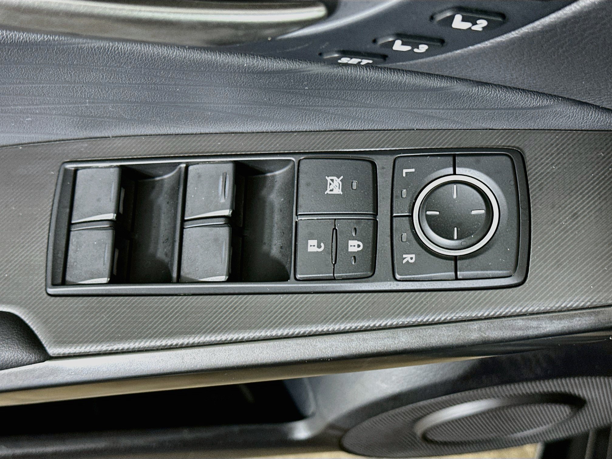 Used 2022 Lexus IS 350 F Sport RWD image 15