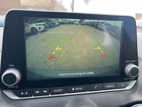 Certified 2024 Nissan Sentra SV image 46