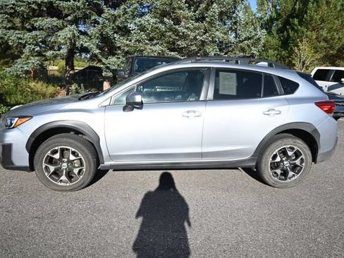 Used 2018 Subaru Crosstrek 2.0i Premium AWD/4WD image 2