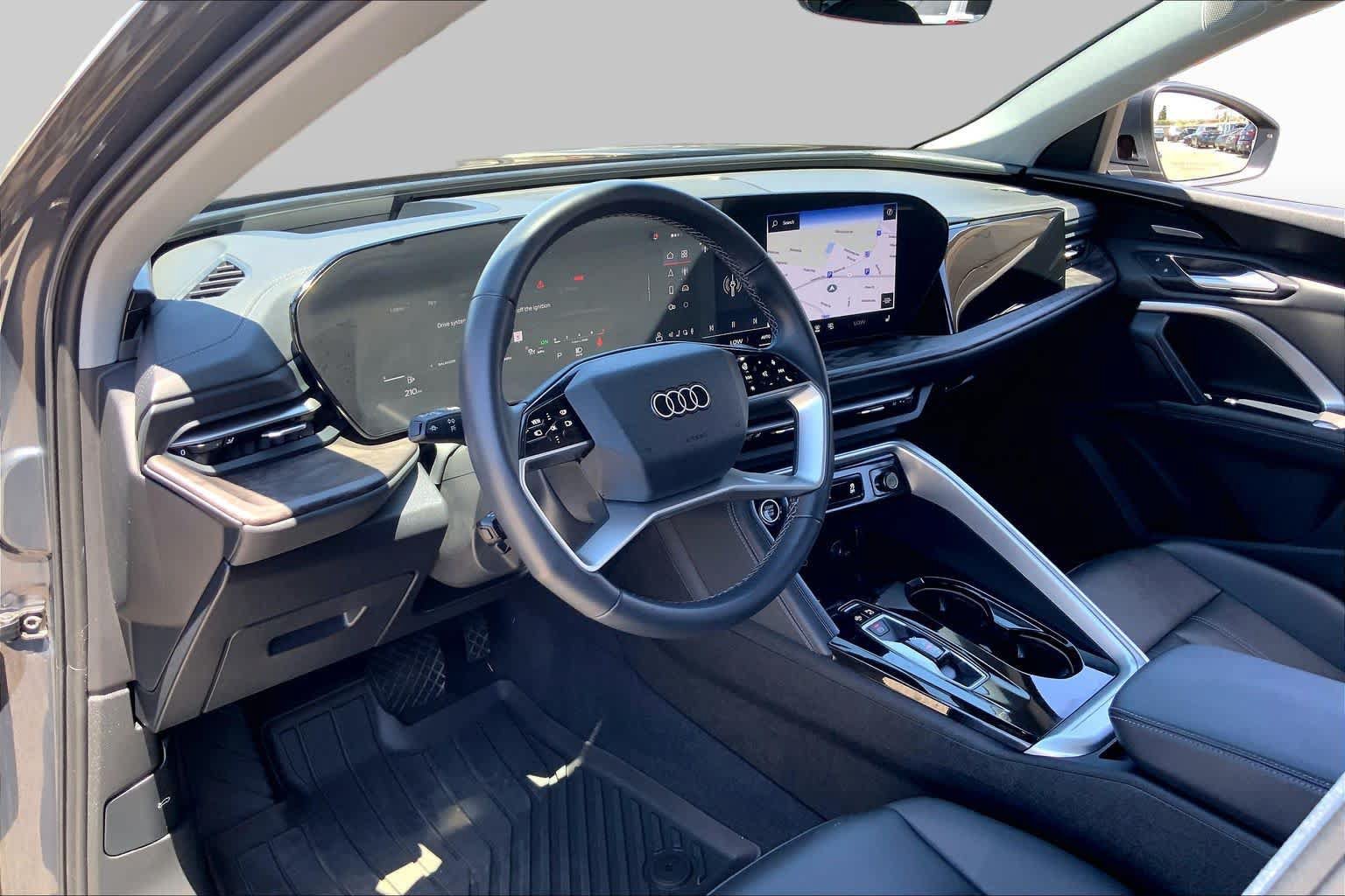 Used 2025 Audi Q5 Premium Plus w/ Premium Plus AWD/4WD image 17