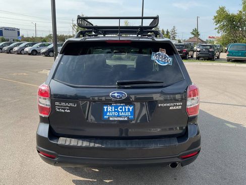 Used 2014 Subaru Forester 2.5i Touring AWD/4WD image 6