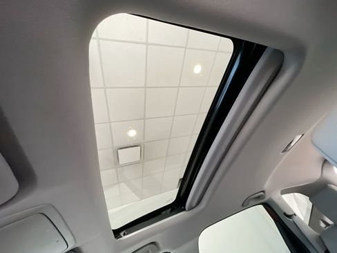 Used 2022 Honda CR-V EX-L image 22