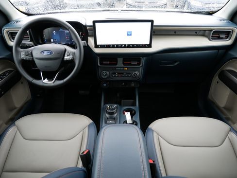 Used 2025 Ford Maverick Lariat w/ 4K Tow Package image 10