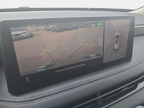 Certified 2024 INFINITI QX60 Luxe image 23