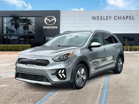 Used 2022 Kia Niro LXS image 1
