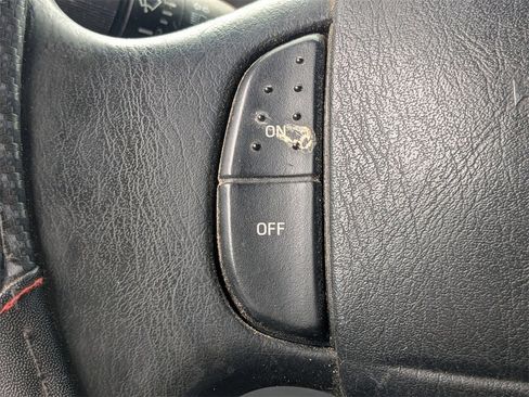 Used 2004 Ford F350 XL image 22