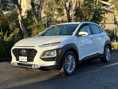 Used 2019 Hyundai Kona SEL w/ SEL Tech Package 02 image 4