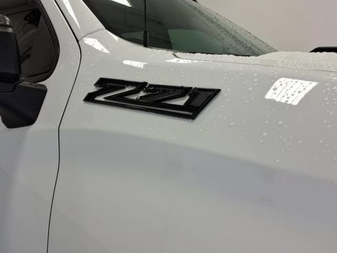 Used 2025 Chevrolet Silverado 1500 Custom Trail Boss AWD/4WD image 10