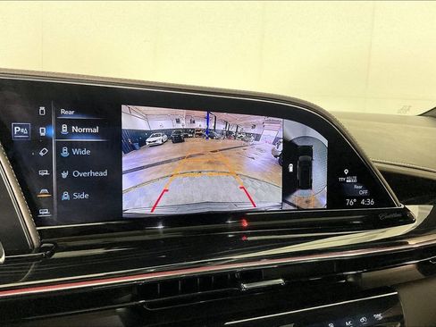 Used 2023 Cadillac Escalade Sport AWD/4WD image 30