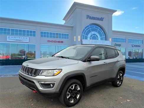 Certified 2018 Jeep Compass Trailhawk w/ Cold Weather Group image 1