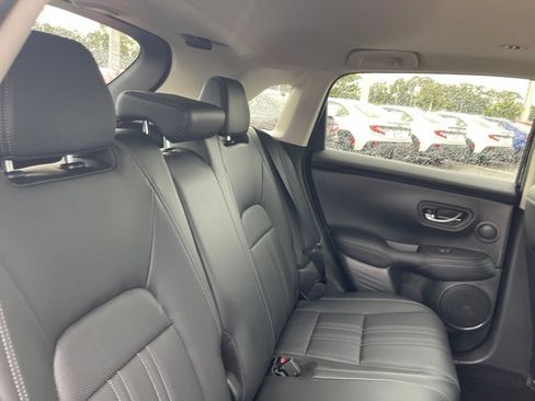 Used 2023 Honda HR-V EX-L image 31