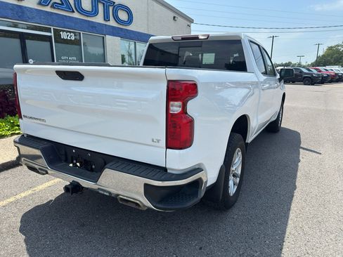 Used 2021 Chevrolet Silverado 1500 LT w/ Z71 Off-Road Package AWD/4WD image 4