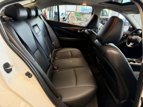 Used 2018 INFINITI Q50 Luxe AWD/4WD image 32