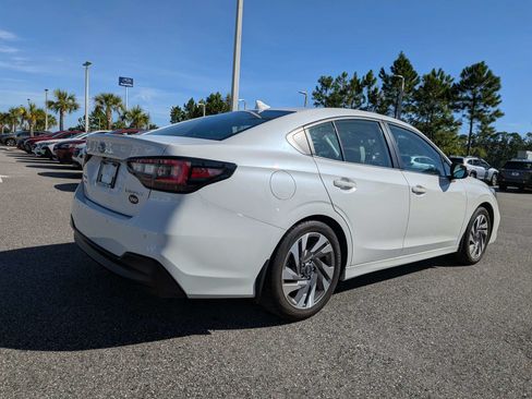 Used 2025 Subaru Legacy Limited AWD/4WD image 4