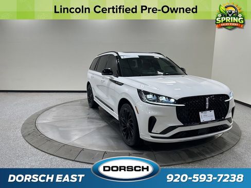Used 2025 Lincoln Aviator Reserve w/ Equipment Group 201A image 4