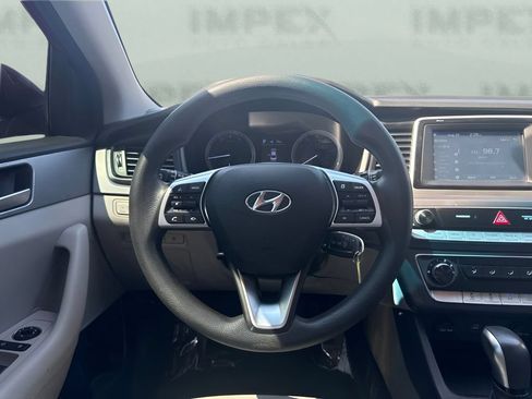 Used 2019 Hyundai Sonata SE FWD image 12