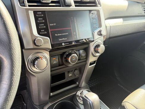 Used 2020 Toyota 4Runner SR5 Premium w/ Moonroof Package AWD/4WD image 12
