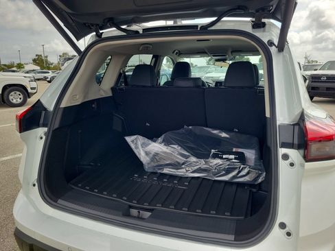 New 2026 Nissan Rogue SV AWD/4WD image 6