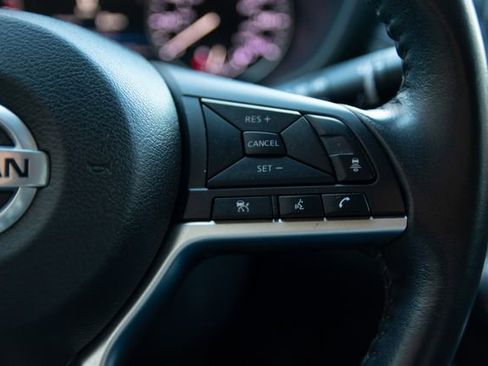 Used 2022 Nissan Sentra SV image 17