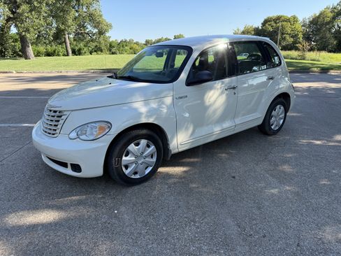 Used 2006 Chrysler PT Cruiser Touring image 1