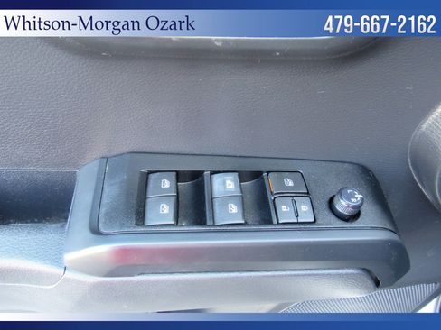 Used 2022 Toyota Tacoma SR image 32