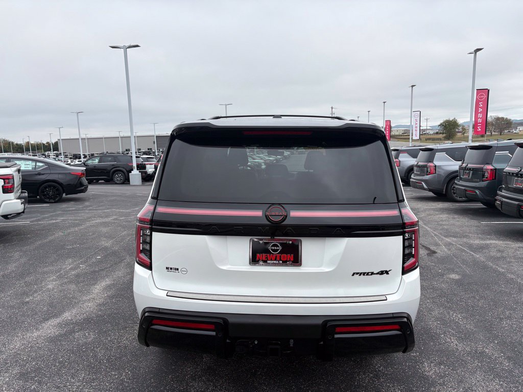 Used 2025 Nissan Armada PRO-4X AWD/4WD image 6