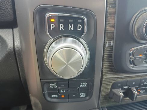 Used 2014 RAM 1500 Limited AWD/4WD image 29