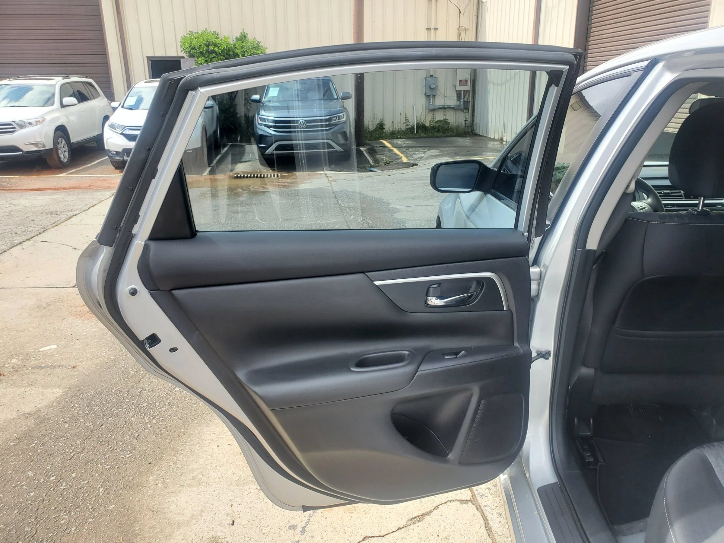 Used 2018 Nissan Altima 2.5 SV FWD image 21