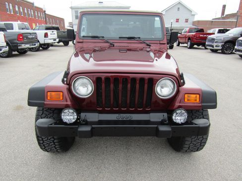 Used 2001 Jeep Wrangler Sahara image 8