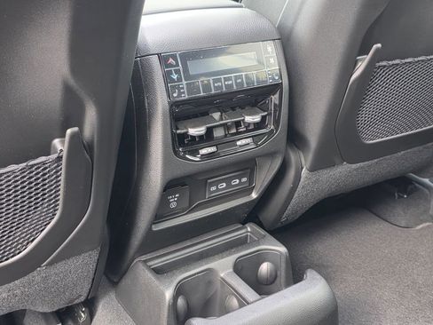 New 2026 Jeep Grand Cherokee L Limited AWD/4WD image 34