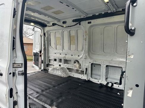 Used 2017 Ford Transit 250 148 Medium Roof image 12