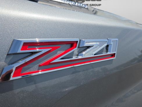 Used 2025 Chevrolet Silverado 2500 LT AWD/4WD image 35