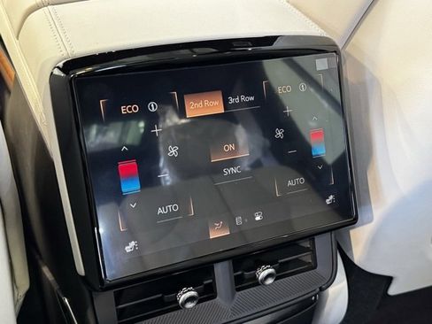 New 2026 Cadillac Vistiq Luxury image 11