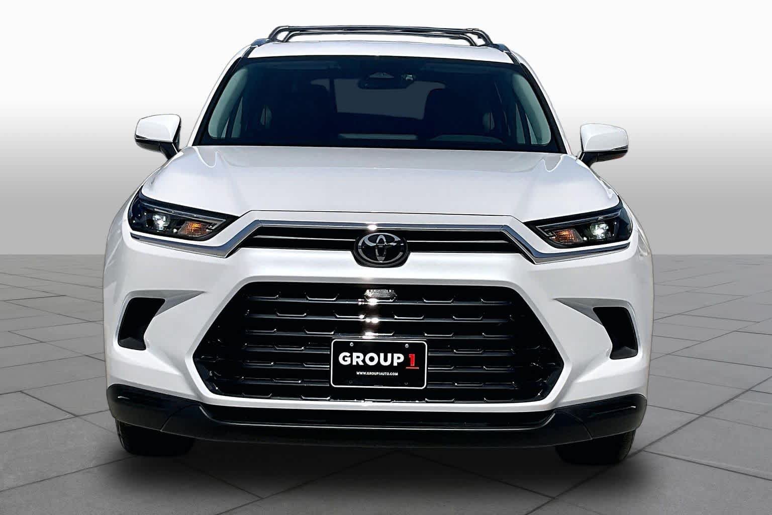 Used 2026 Toyota Grand Highlander AWD image 5