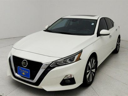 Used 2021 Nissan Altima 2.5 SL
