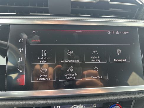 Used 2025 Audi Q3 2.0T Premium AWD/4WD image 19